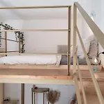 Apartamento Calm Flat With A Private Terrace *