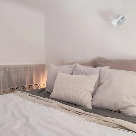 Calm Flat With A Private Terrace Apartment *